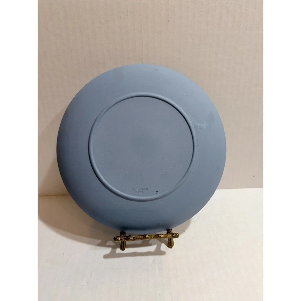 Wedgwood blue white